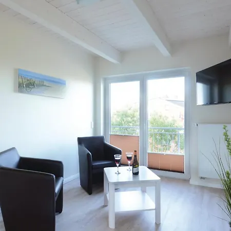 Prázdninový dům 4 Bedroom Cozy In