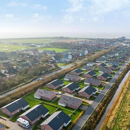 4 Bedroom Cozy In * Dagebüll